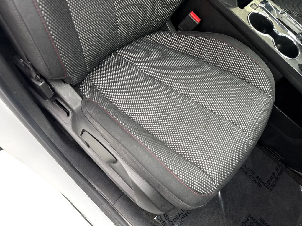 Used 2015 Chevrolet Equinox LT w/ Driver Convenience Package FWD image 46