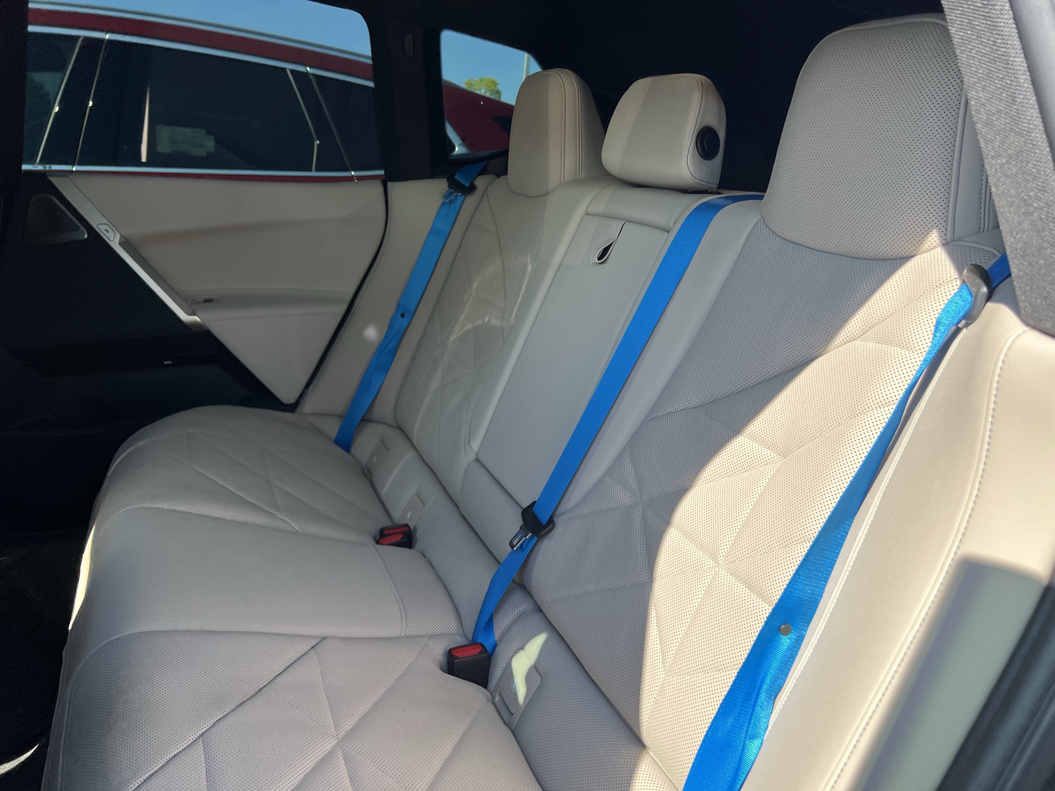 Used 2024 BMW iX M60 AWD/4WD image 33