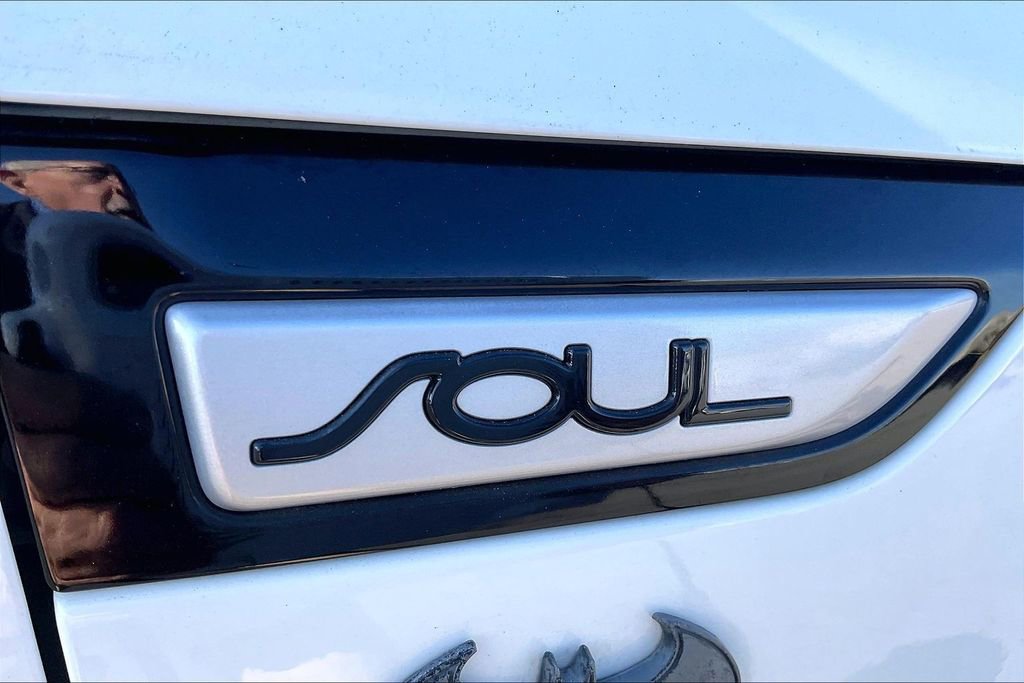 Used 2016 Kia Soul image 8