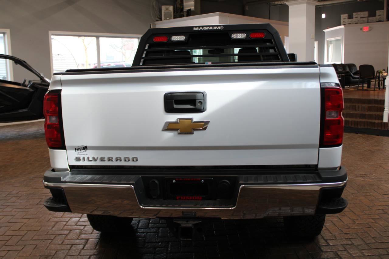 Used 2017 Chevrolet Silverado 2500 W/T w/ Snow Plow Prep Package image 6