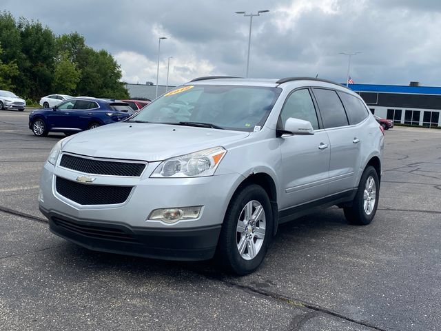 Used 2012 Chevrolet Traverse LT FWD image 1
