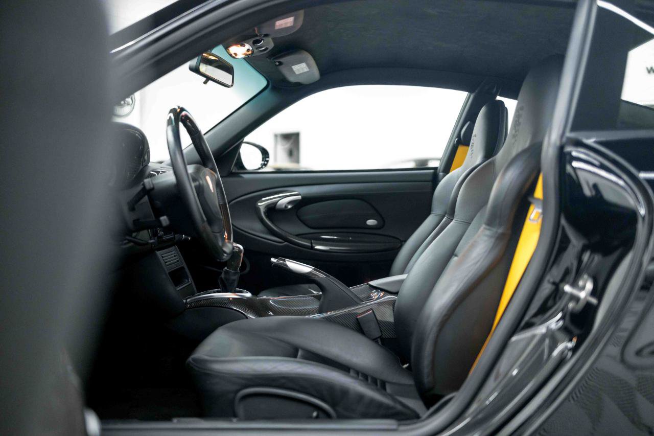 Used 2002 Porsche 911 GT2 RWD image 45