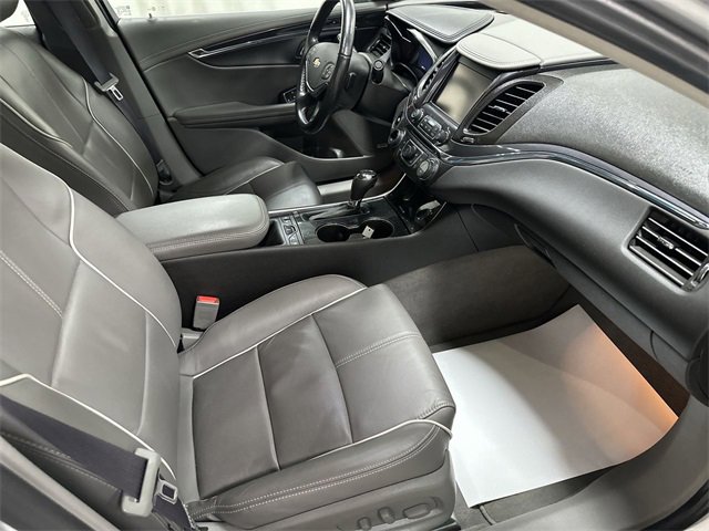 Used 2017 Chevrolet Impala Premier w/ Enhanced Convenience Package image 18