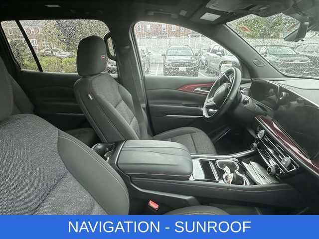 Used 2024 Chevrolet Traverse Z71 w/ Enhanced Driving Package AWD/4WD image 2