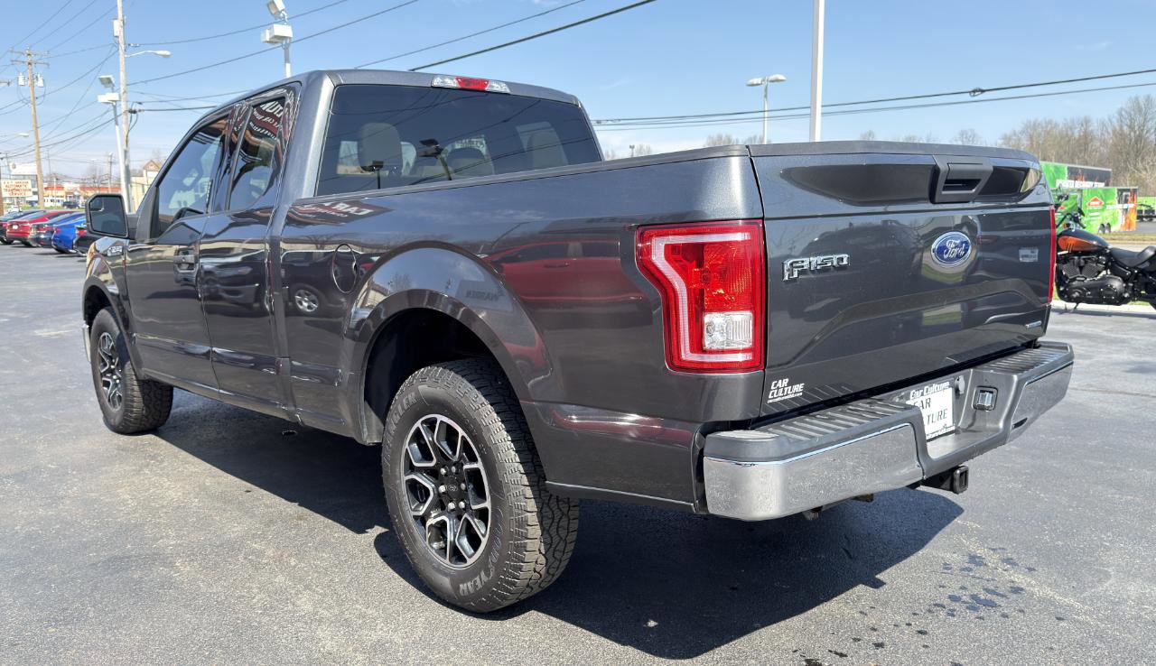Used 2016 Ford F150 XLT RWD image 16