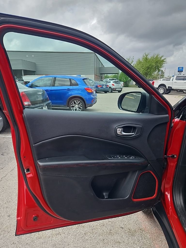 Used 2018 Jeep Compass Trailhawk w/ Leather Interior Group image 10