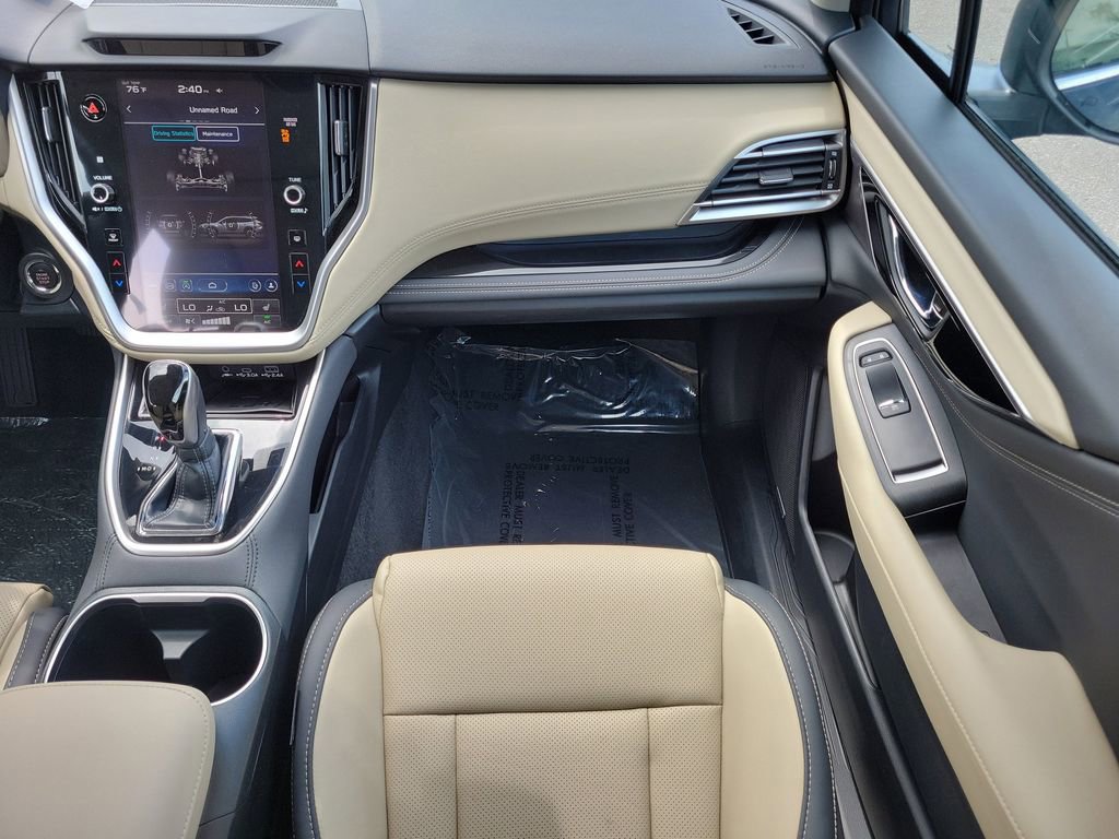 Used 2025 Subaru Outback Limited image 16