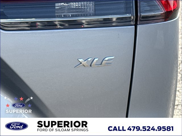 Used 2025 Toyota Corolla Cross XLE FWD image 10