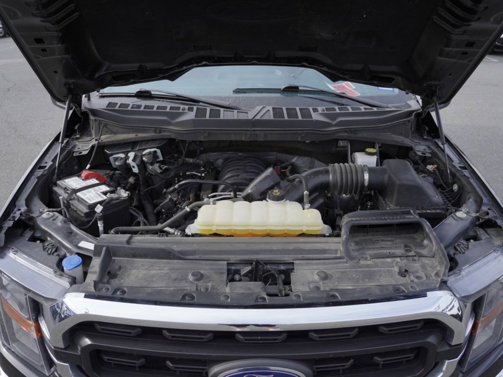 Used 2023 Ford F150 XLT image 28