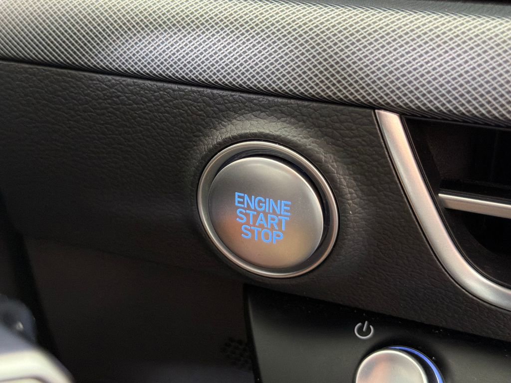 Used 2025 Hyundai Sonata SEL FWD image 6