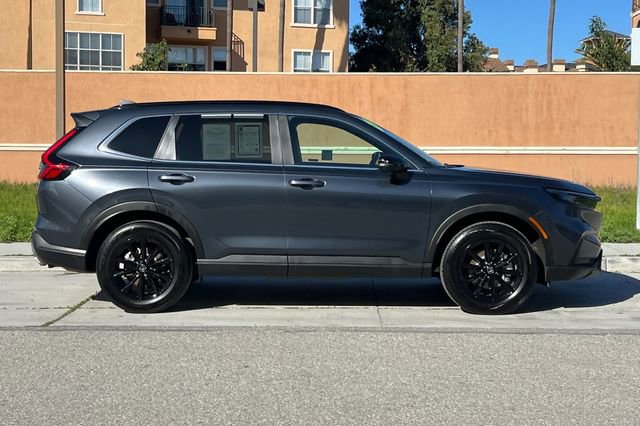 Used 2023 Honda CR-V Sport image 3