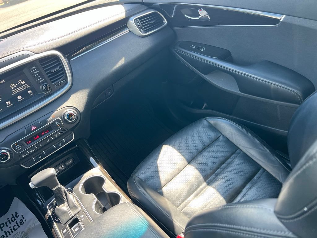 Used 2020 Kia Sorento EX FWD image 11