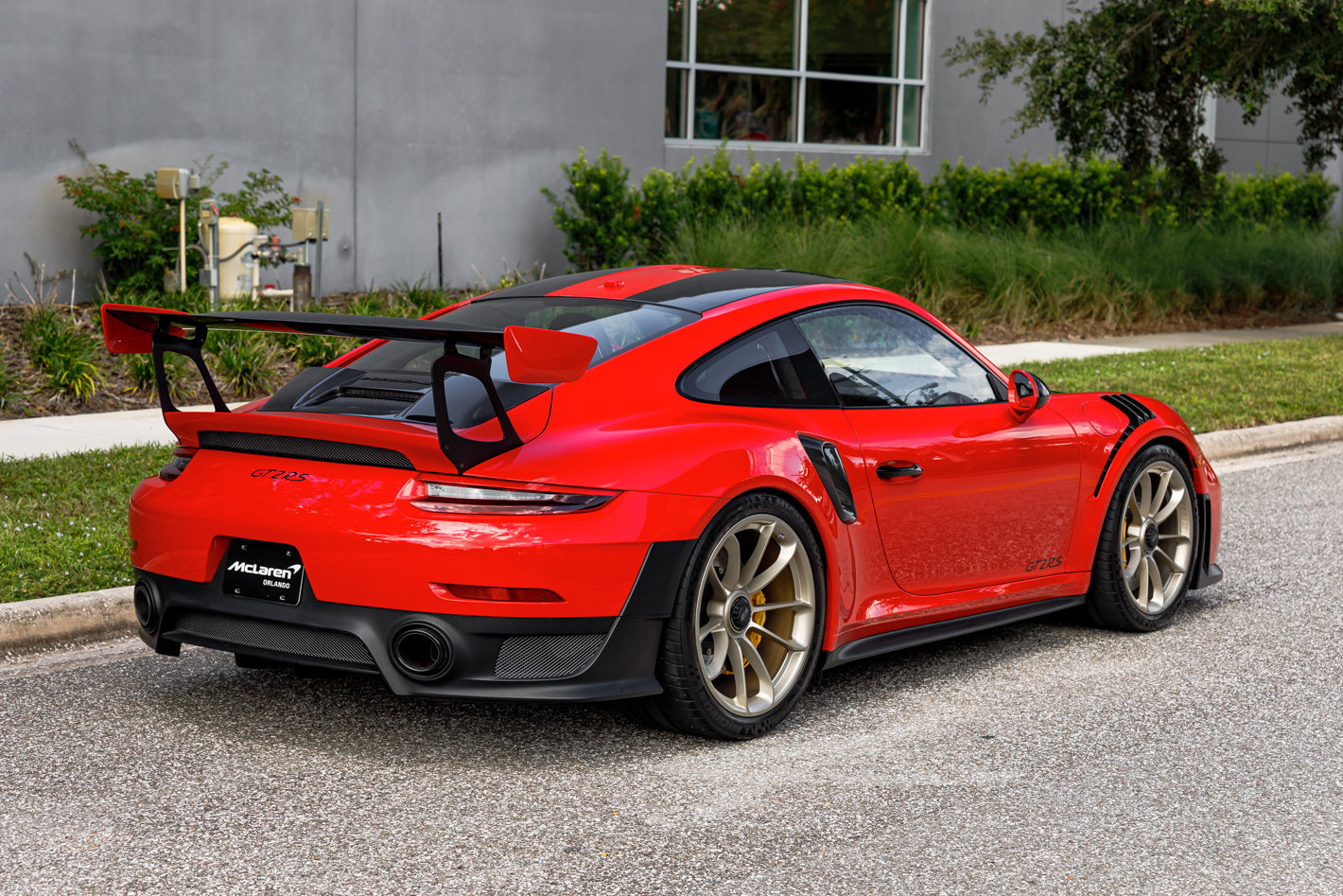 Used 2018 Porsche 911 GT2 RS RWD image 5