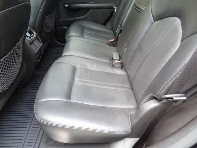 Used 2016 Cadillac SRX Premium w/ Midnight Edition Package FWD image 8