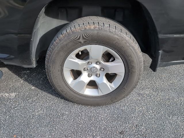 Used 2021 RAM 1500 Big Horn RWD image 6