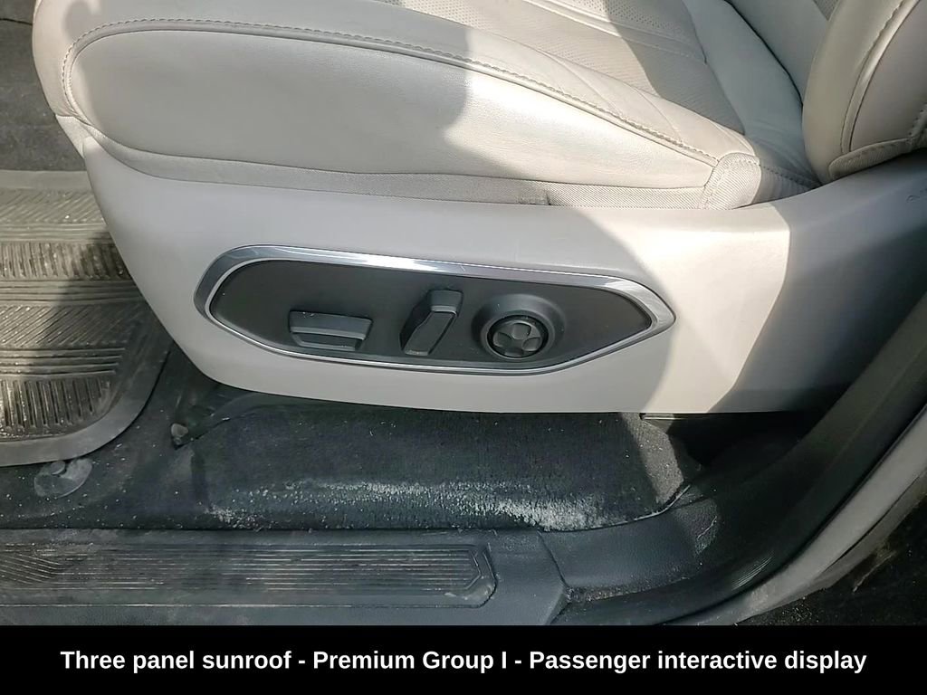 Used 2022 Jeep Wagoneer Series II w/ Premium Group I image 14