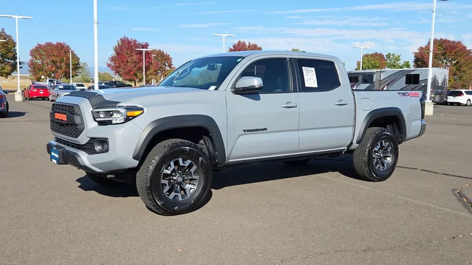 Used 2020 Toyota Tacoma TRD Off-Road AWD/4WD image 4
