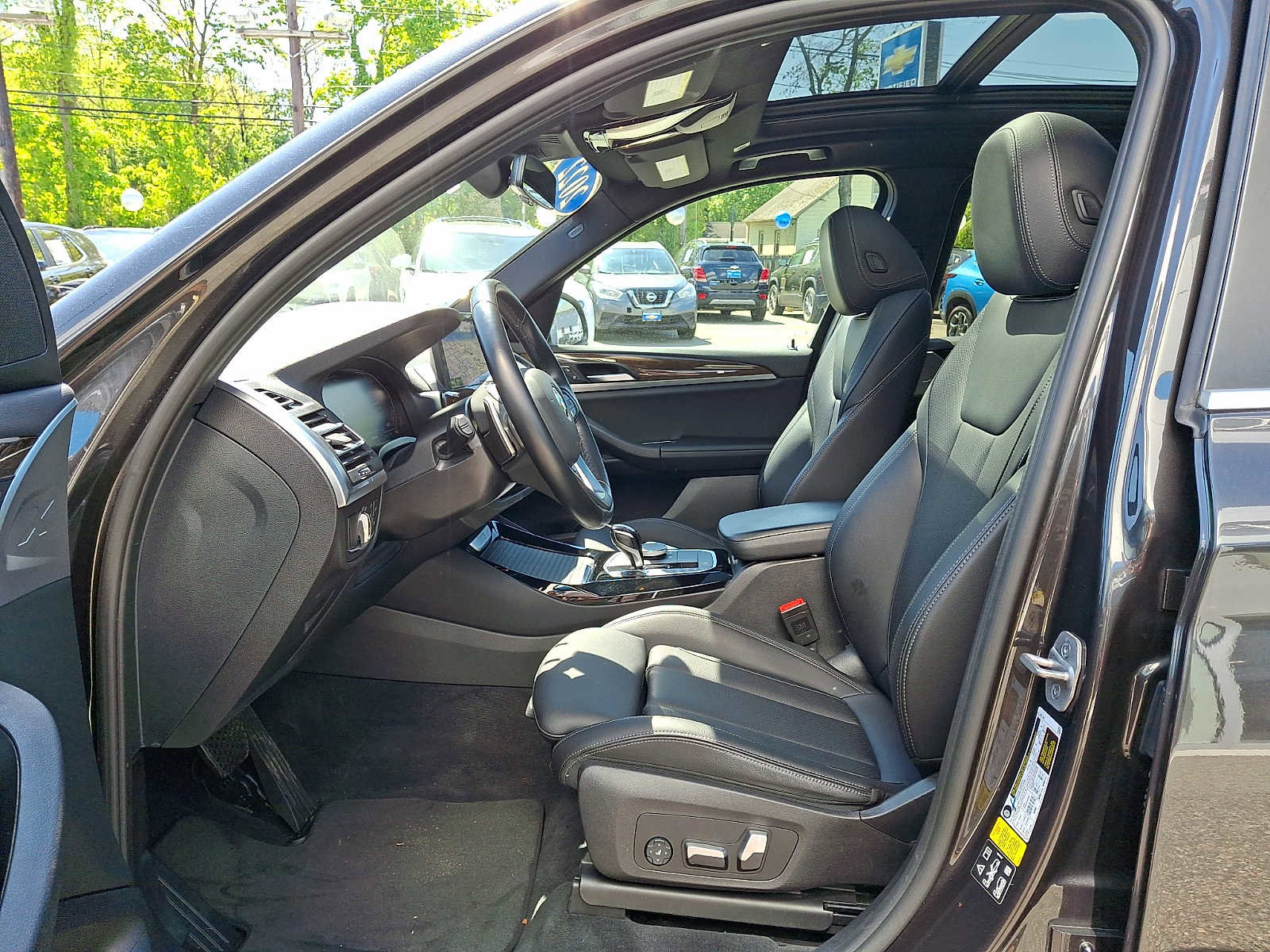 Used 2022 BMW X3 xDrive30i w/ Convenience Package AWD/4WD image 13
