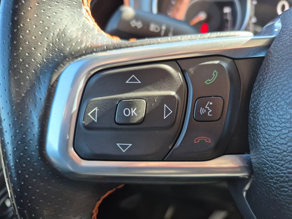 New 2025 Jeep Gladiator Mojave w/ Convenience Group image 24