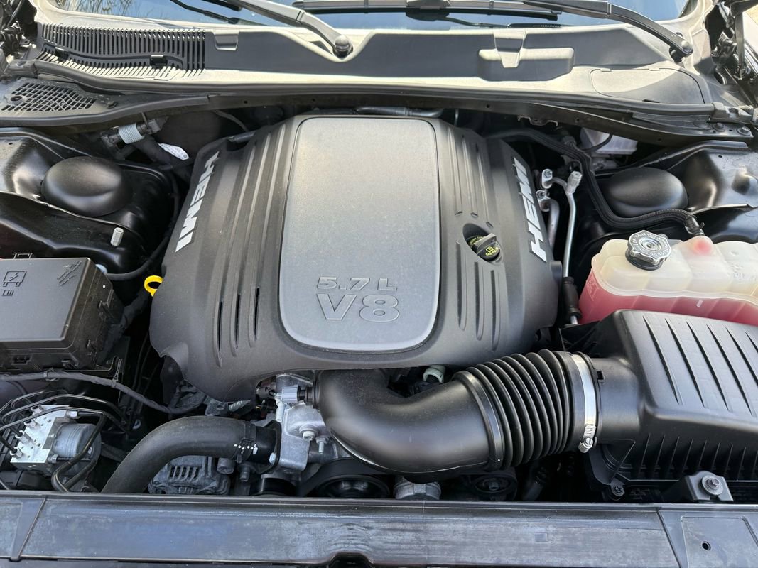 Used 2022 Dodge Challenger R/T image 40