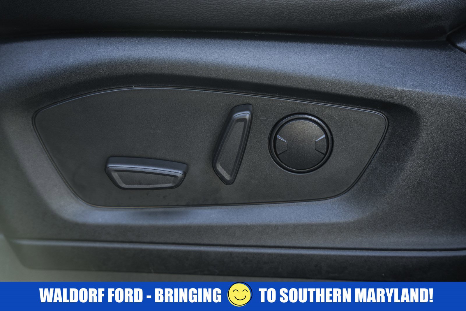 Used 2022 Ford Explorer XLT w/ Equipment Group 202A image 40