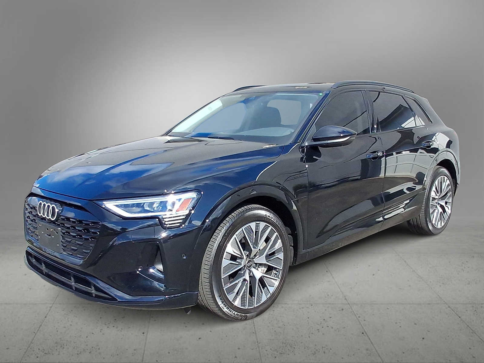 Used 2024 Audi Q8 e-tron Premium Plus w/ Premium Plus Package AWD/4WD image 4