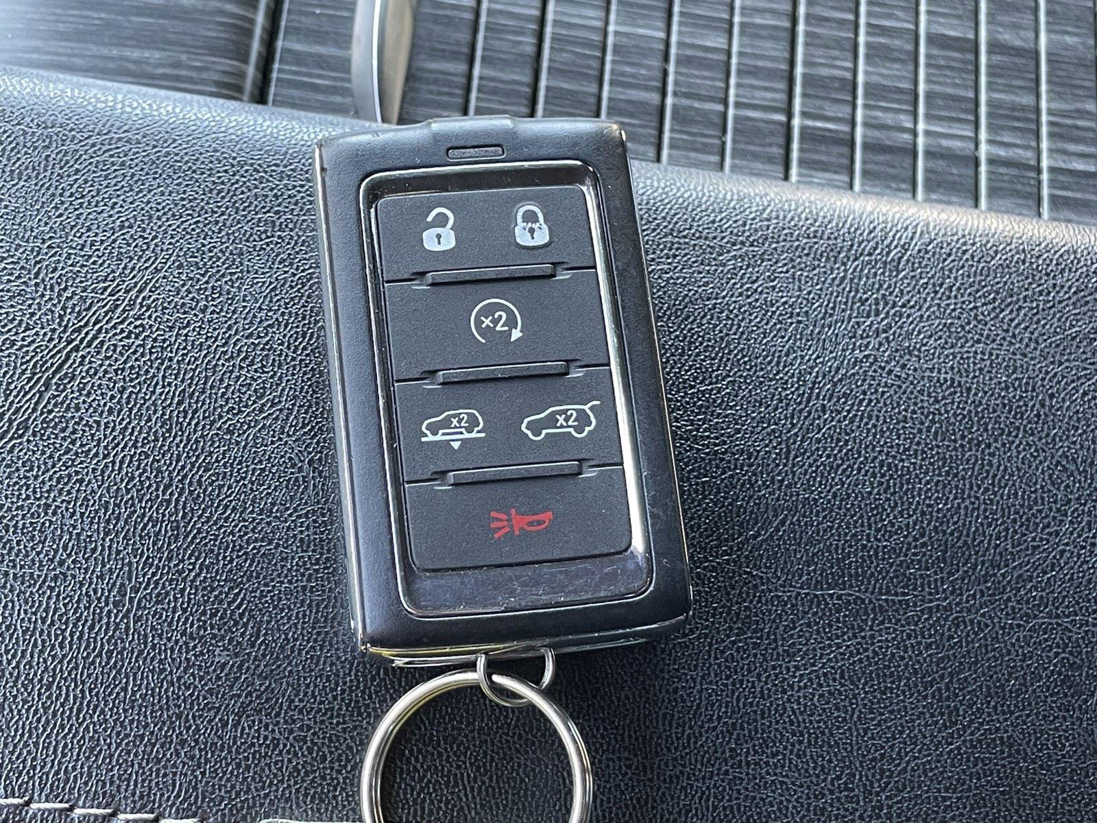 Certified 2024 Jeep Wagoneer Series III image 26