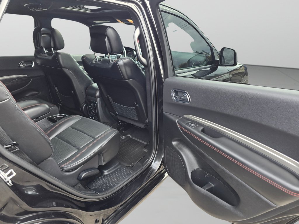 Used 2015 Dodge Durango R/T w/ Technology Group AWD/4WD image 30