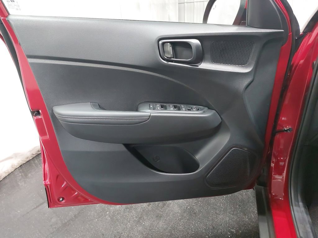 New 2025 Hyundai Venue Limited image 27