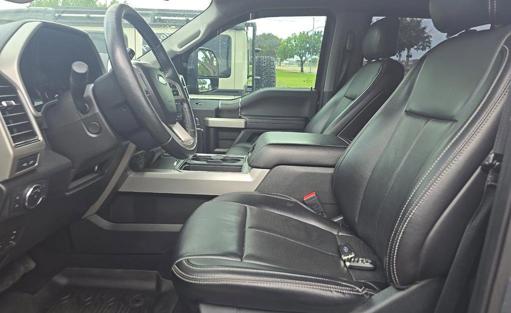 Used 2021 Ford F350 Lariat w/ Lariat Ultimate Package AWD/4WD image 12