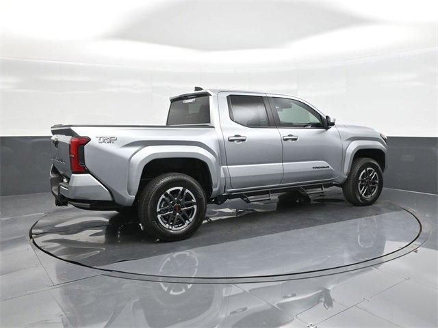 New 2025 Toyota Tacoma TRD Sport image 8
