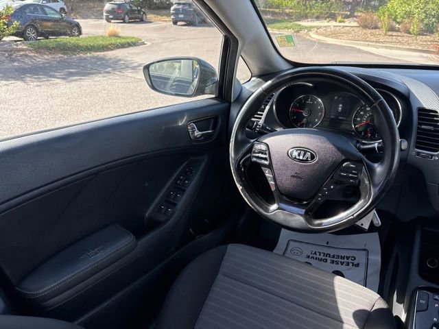Used 2018 Kia Forte S FWD image 16