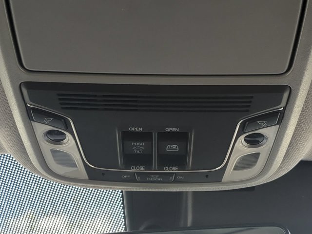 Used 2025 Honda Ridgeline RTL image 23