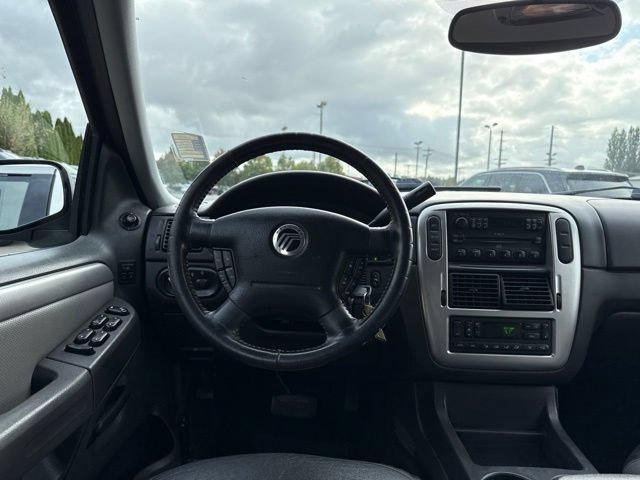 Used 2004 Mercury Mountaineer AWD image 18