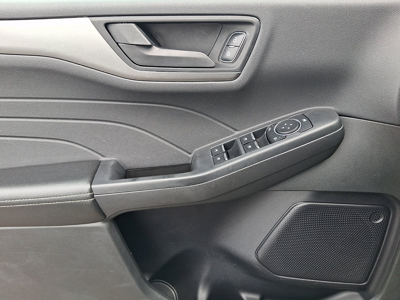 Used 2024 Ford Escape Active FWD image 12