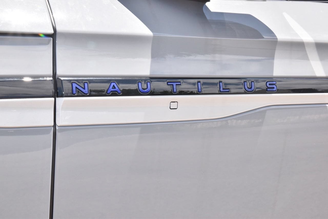 New 2026 Lincoln Nautilus Premier w/ Equipment Group 102A AWD/4WD image 42
