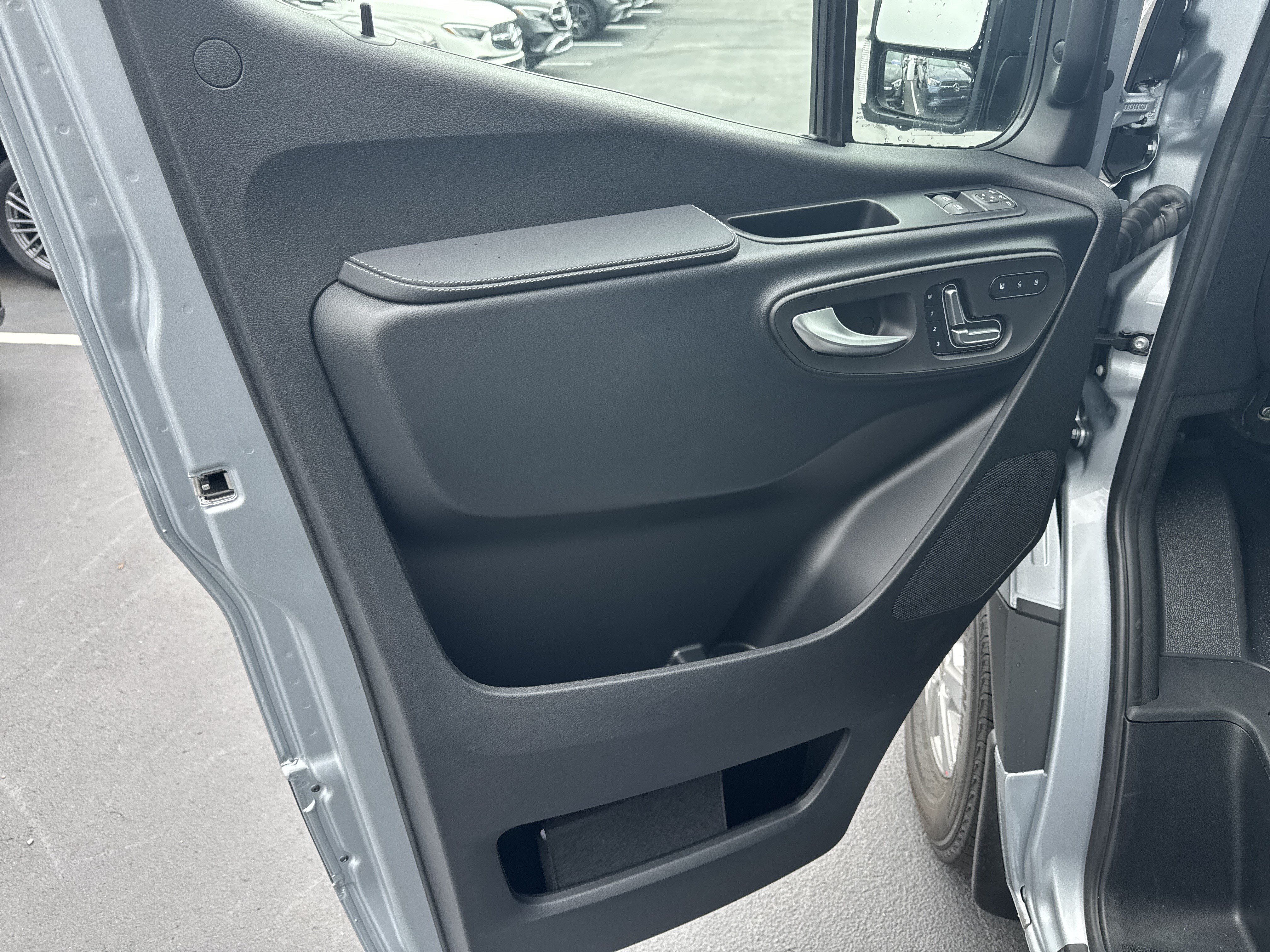New 2026 Mercedes-Benz Sprinter 2500 image 13