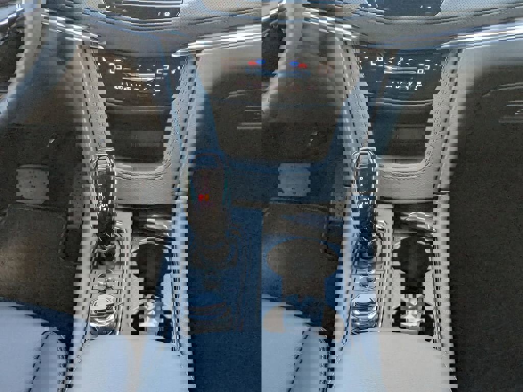 New 2026 Cadillac XT5 Luxury image 21