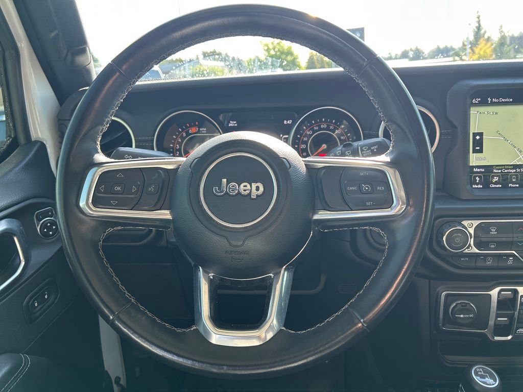 Used 2022 Jeep Wrangler Unlimited Sahara AWD/4WD image 24