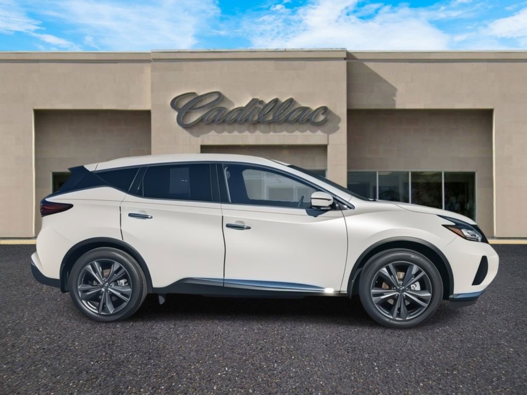 Used 2020 Nissan Murano Platinum w/ Cargo Package image 3