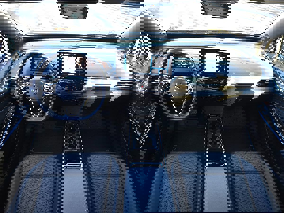 Used 2023 Volkswagen ID.4 Pro S image 10