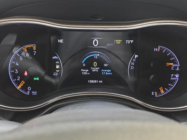 Used 2016 Jeep Grand Cherokee Limited w/ Luxury Group II AWD/4WD image 18
