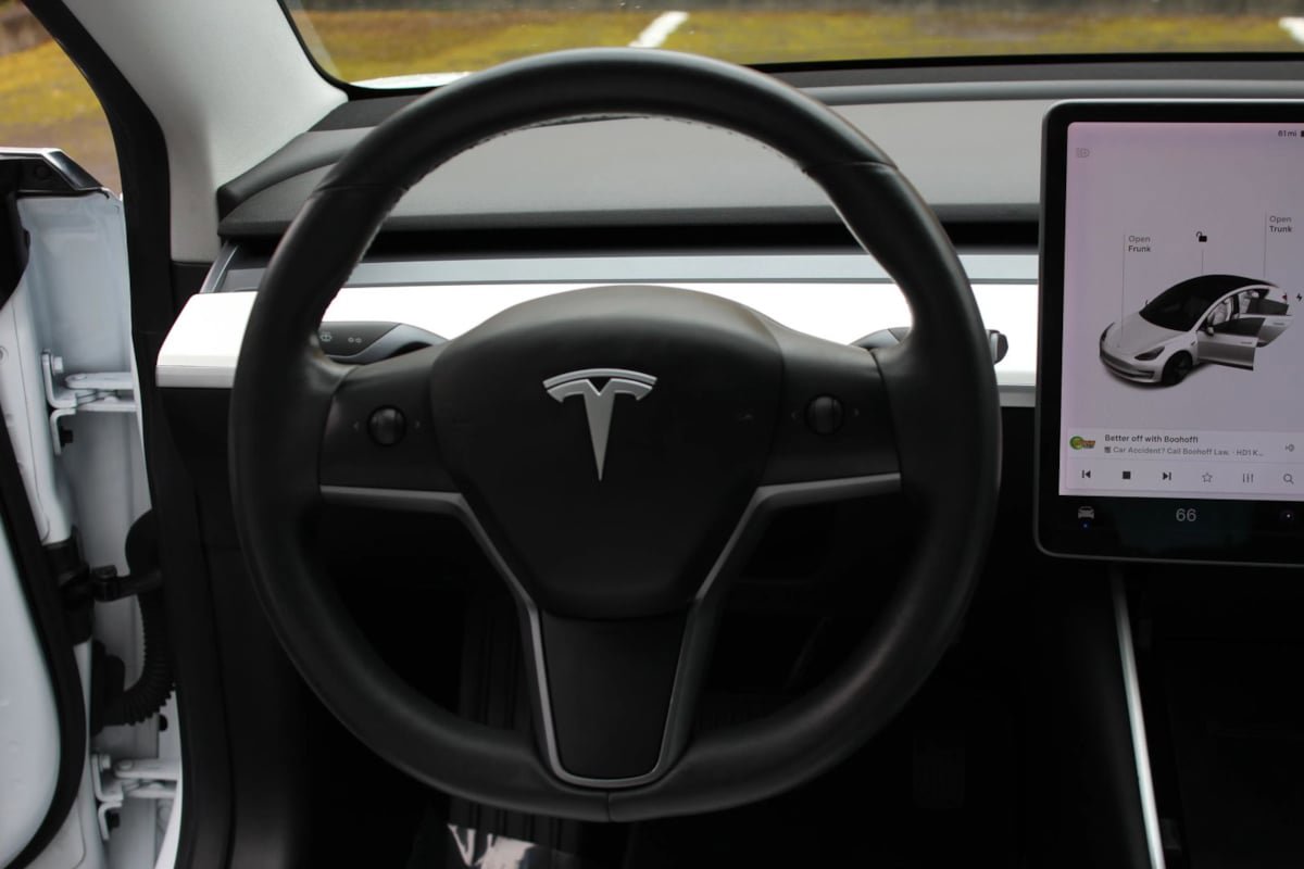 Used 2019 Tesla Model 3 Long Range AWD/4WD image 13
