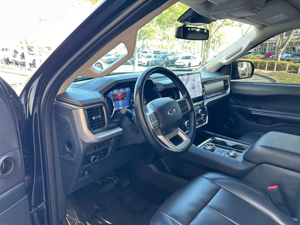 Used 2024 Ford Expedition Max XLT AWD/4WD image 7