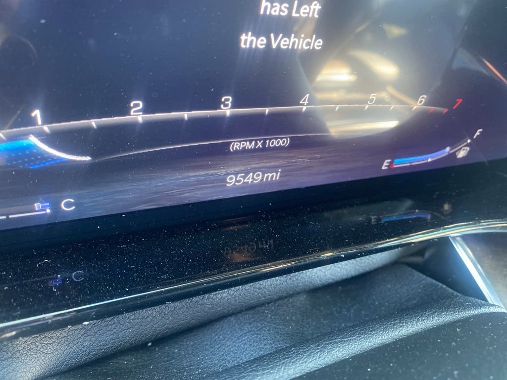 Used 2023 Jeep Grand Wagoneer 4WD w/ Convenience Group III image 16