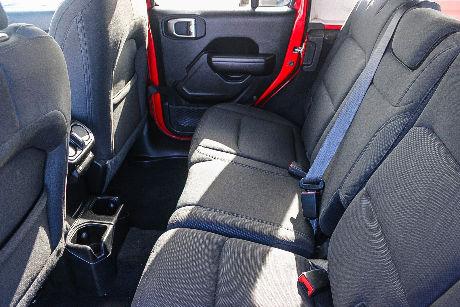 Used 2020 Jeep Wrangler Unlimited Sport S image 19