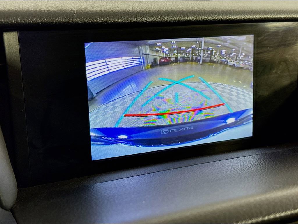 Used 2017 Lexus IS 200t RWD image 13