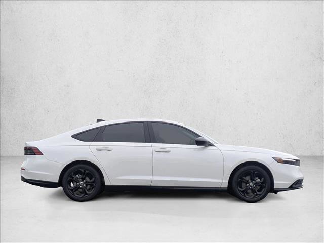 Certified 2025 Honda Accord SE image 4