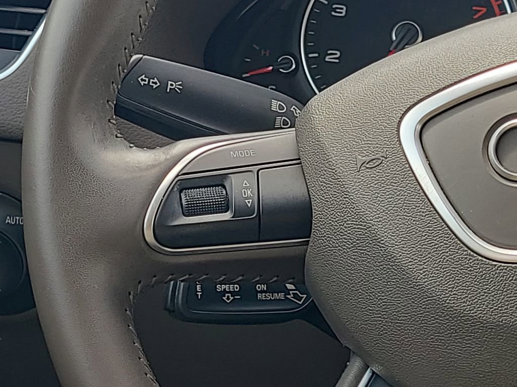 Used 2016 Audi Q5 2.0T Premium Plus w/ Technology Package image 28