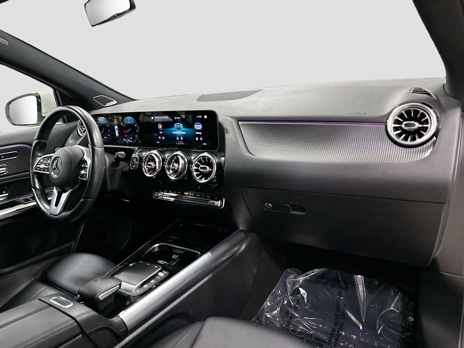 Used 2021 Mercedes-Benz GLA 250 4MATIC image 28